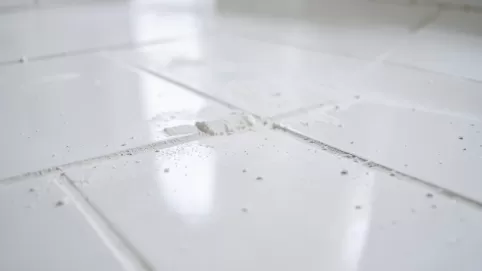 czym domyć płytki po remoncie
